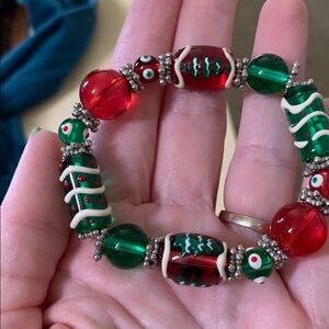 Christmas themed, glass bead braclette